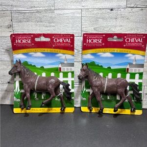 2 Champion Horse Collection Cheval Champion Collectors's Series NEW‎ IN PACKAGES